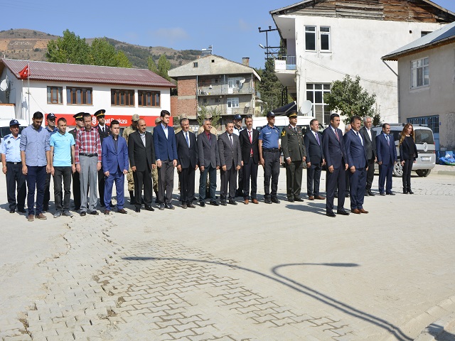 30 AĞUSTOS ZAFER BAYRAMININ 96. YIL DÖNÜMÜ İLÇEMİZDE TÖRENLE KUTLANDI